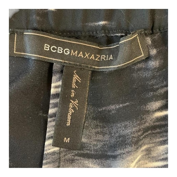 BCBG Max Azria elastic waist polyester shorts size medium black/white - Picture 4 of 4